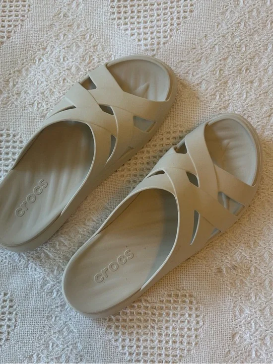 CROCS Women's Sandal Slides in Beige - Picture 3 of 7